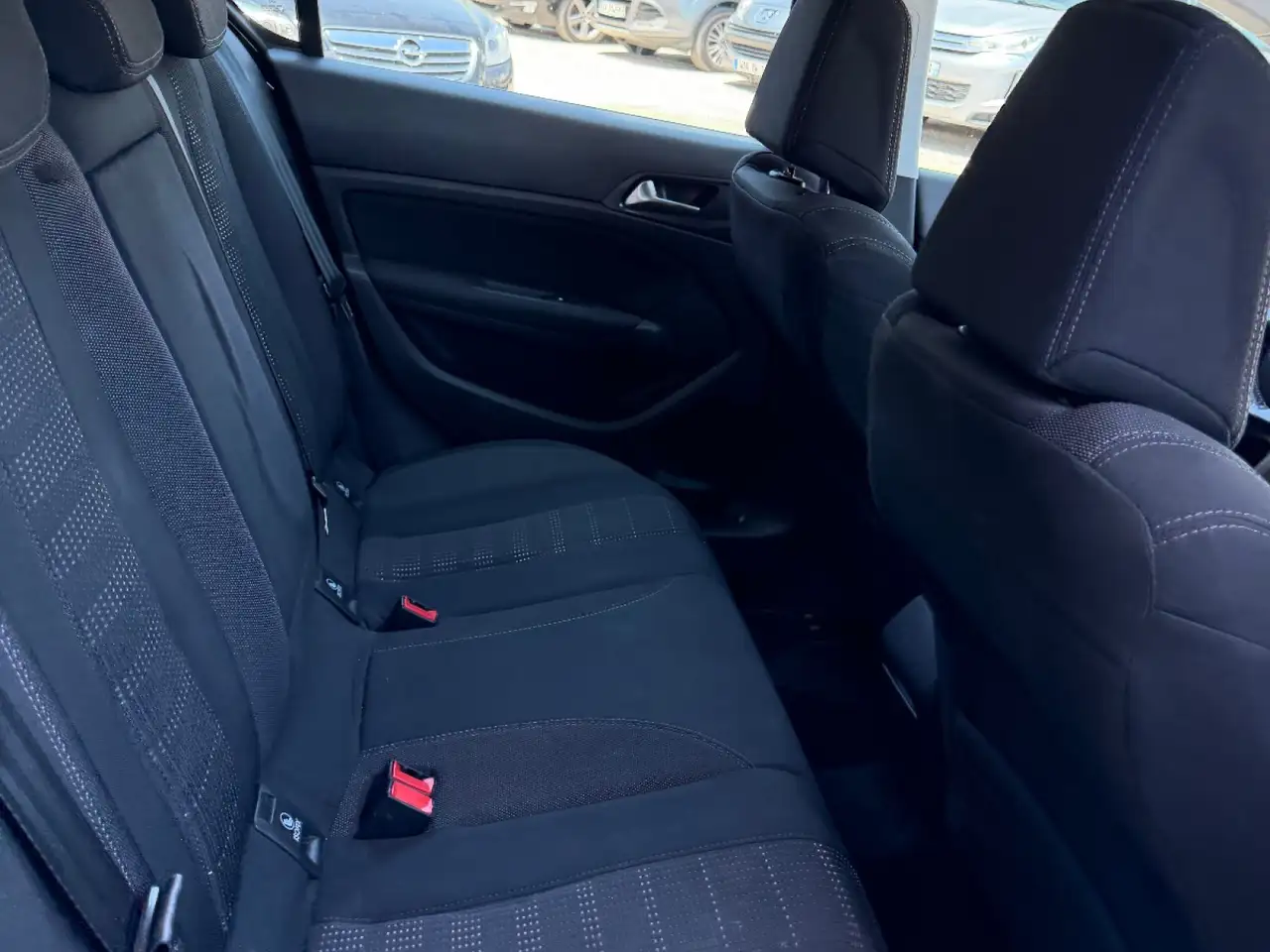 Peugeot 308 308 — photo 31