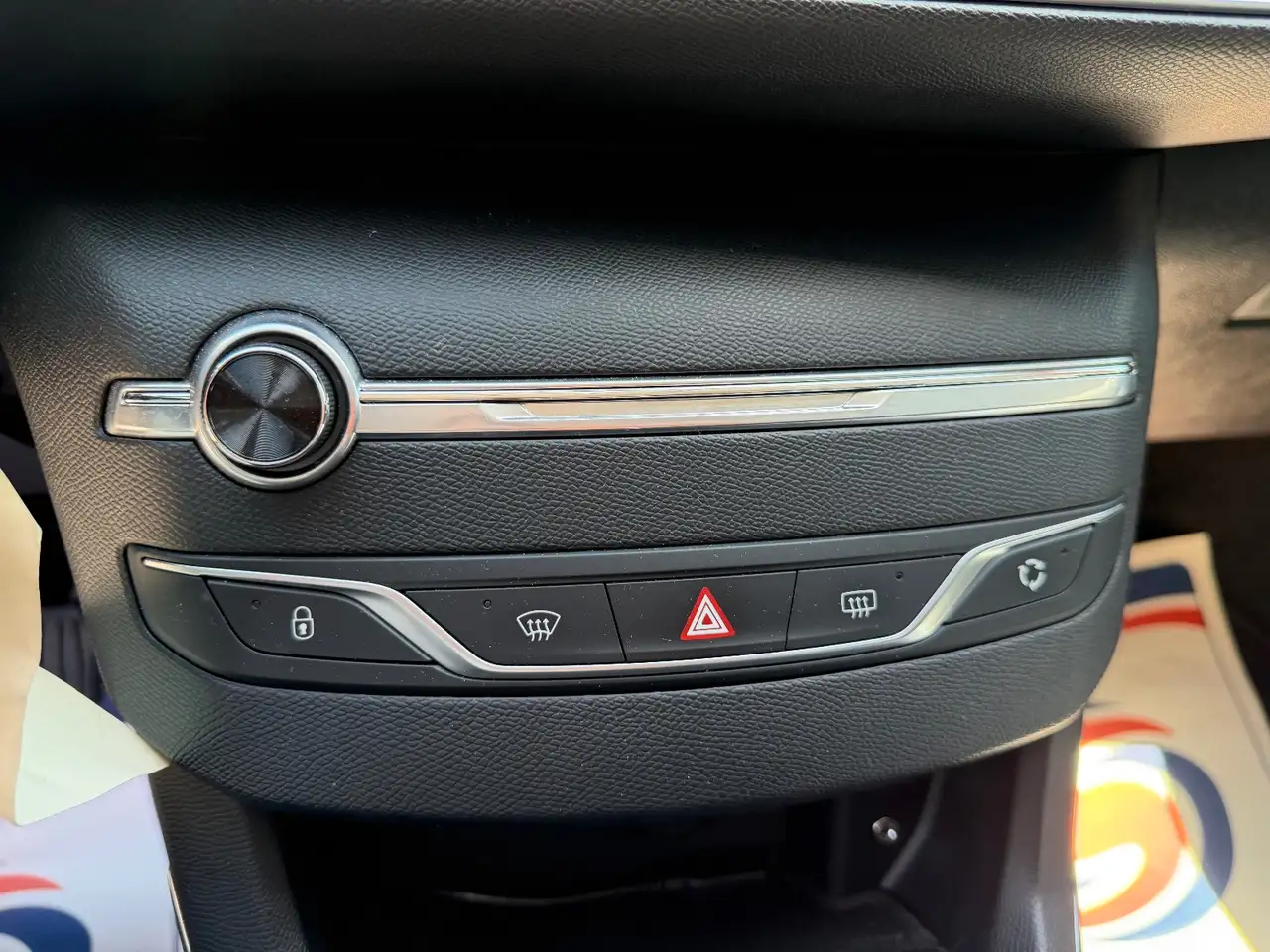 Peugeot 308 308 — photo 22