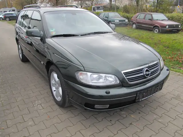 Opel Omega Omega Caravan 2.2 16 V  2.Hd top