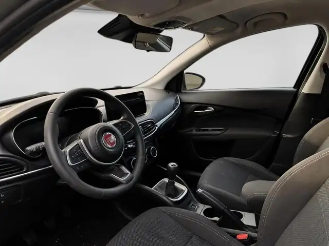 Fiat Tipo view 9