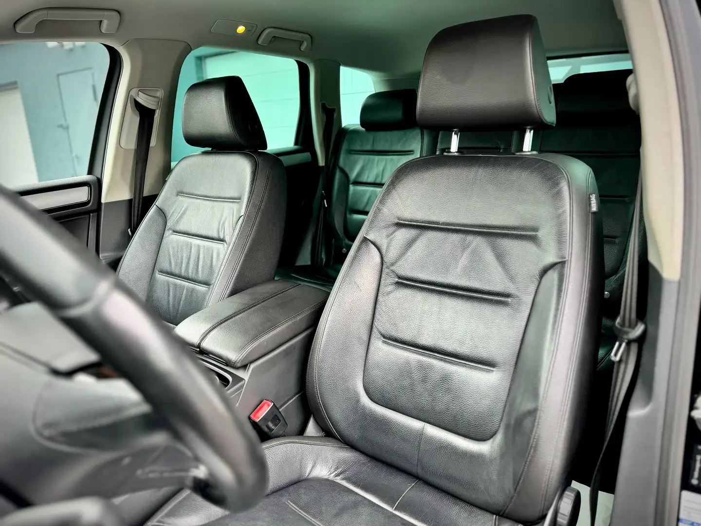 Volkswagen Touareg V6 TDI 'Aut.'Xenon'AHK'S-Heft'Kamera' Zwart - 2