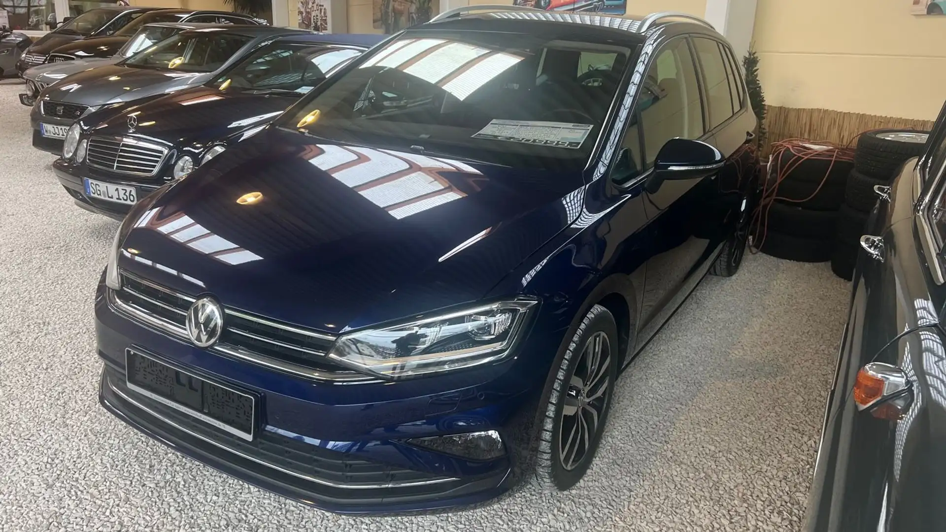 Volkswagen Golf Sportsvan VII Join Blue - 2