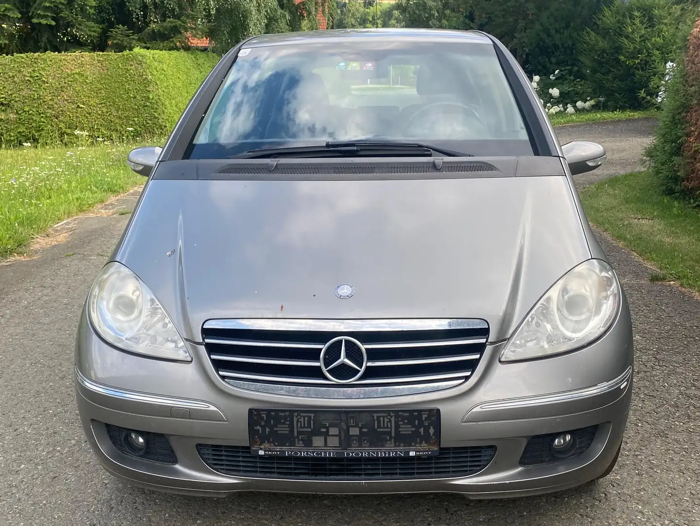 Mercedes-Benz A 150 A 150 A-Edition PLUS Classic A-Edition PLUS Classic Silber - 1