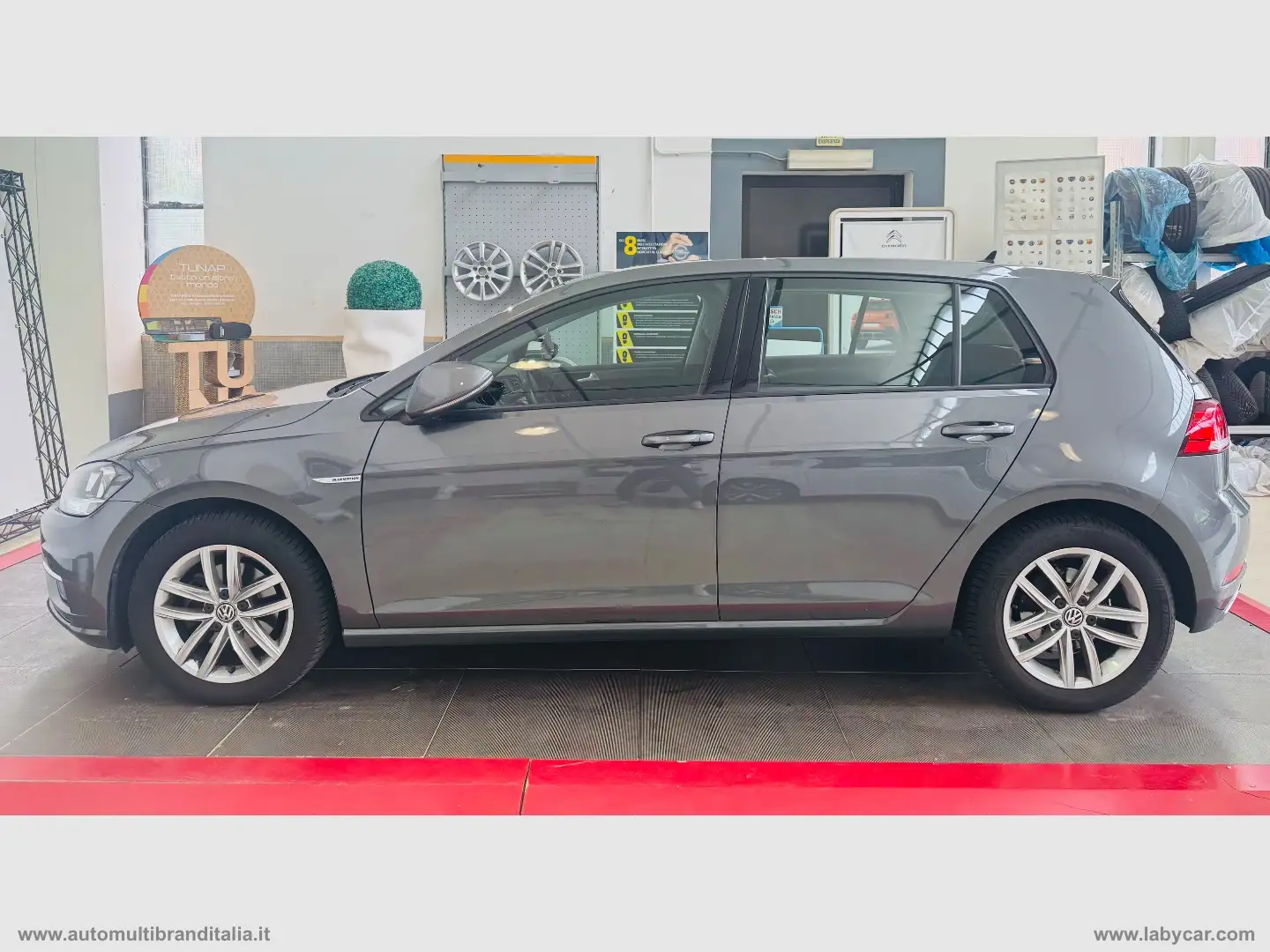 Volkswagen Golf 1.5 TGI DSG 5p. Executive BMT Grigio - 2