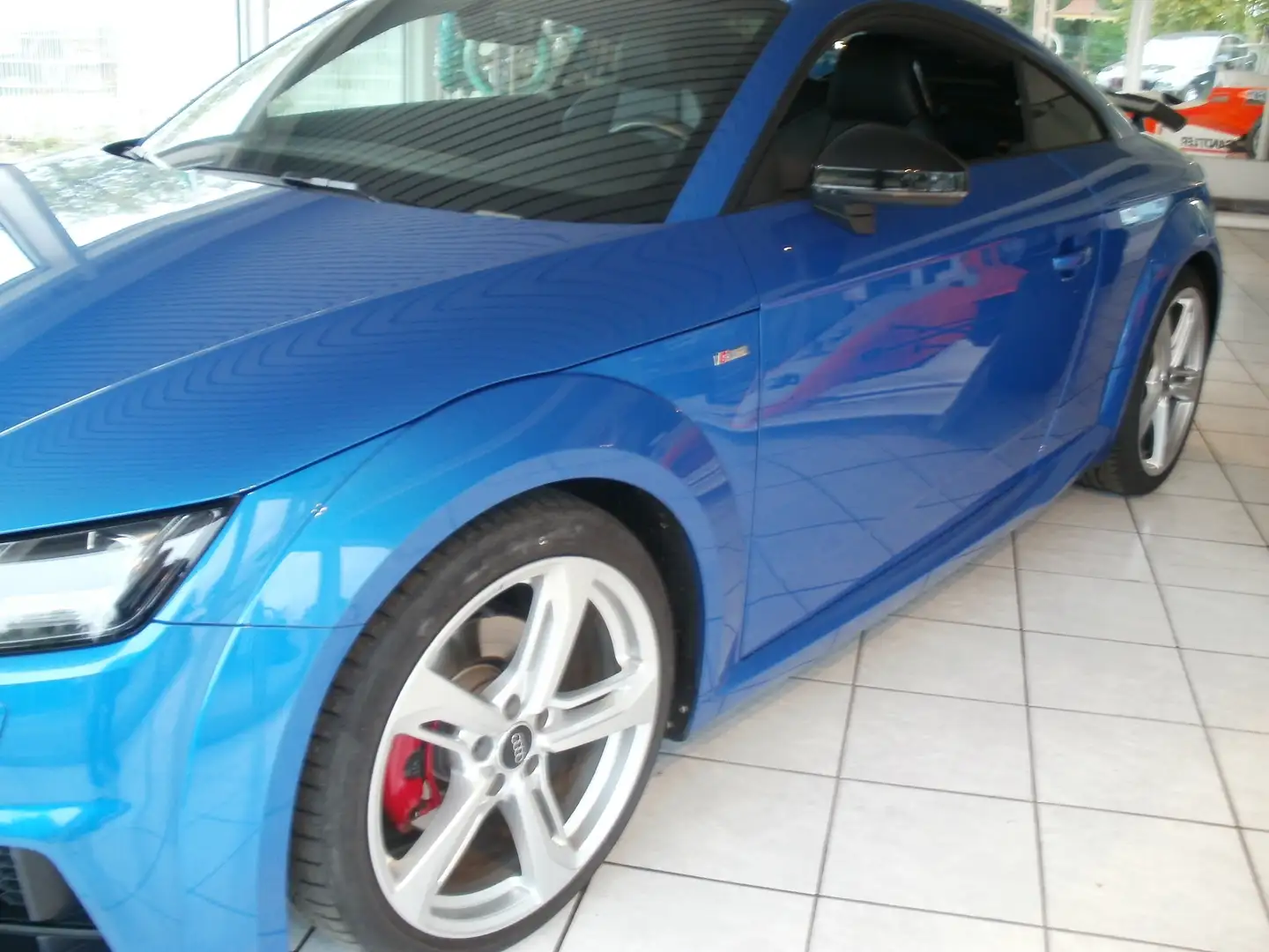 Audi TT Coupe 2.0 TDI ultra,s line Blau - 2