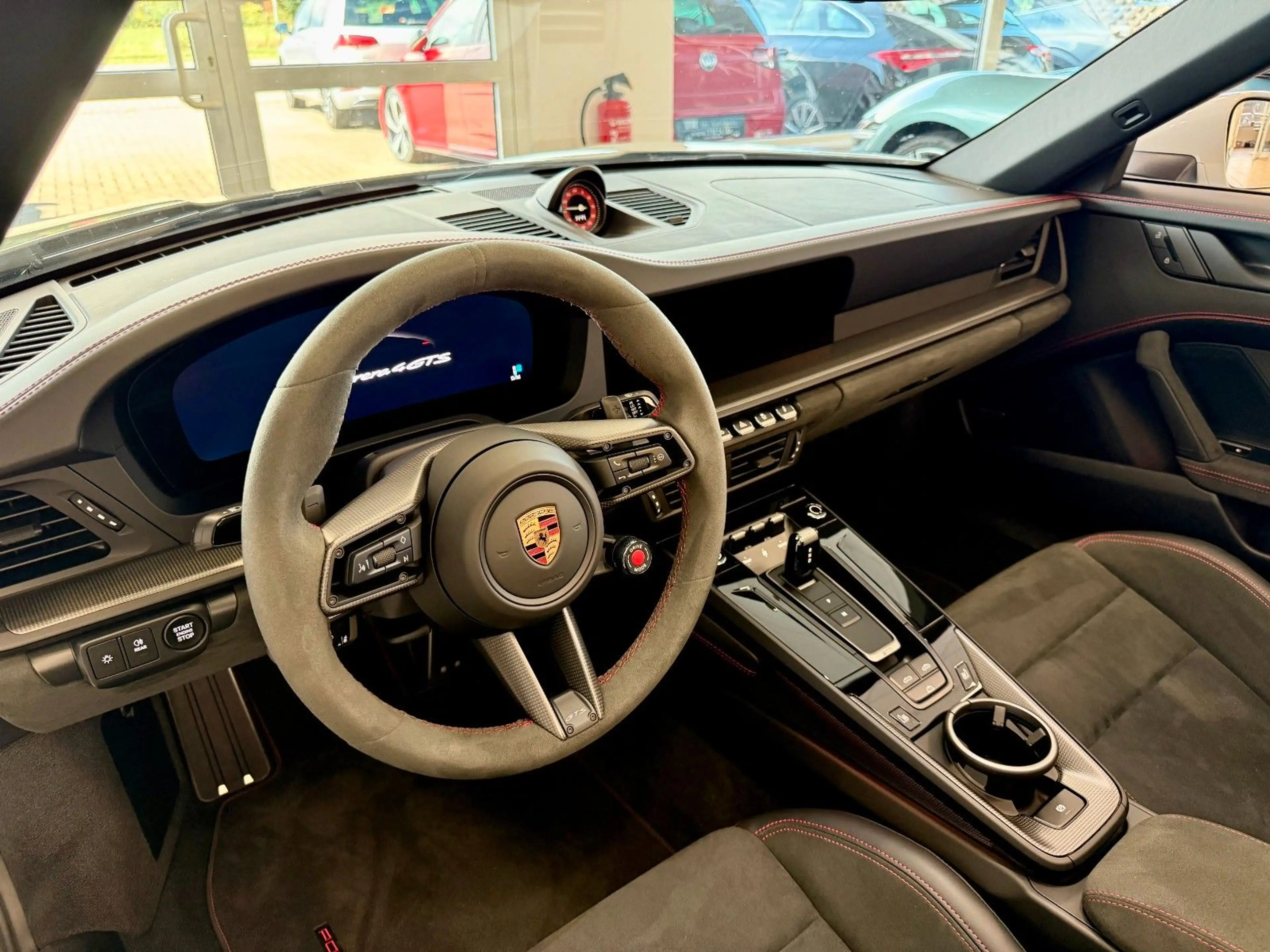 Porsche 992 911 992 Carrera 4 GTS Cabrio — photo 15