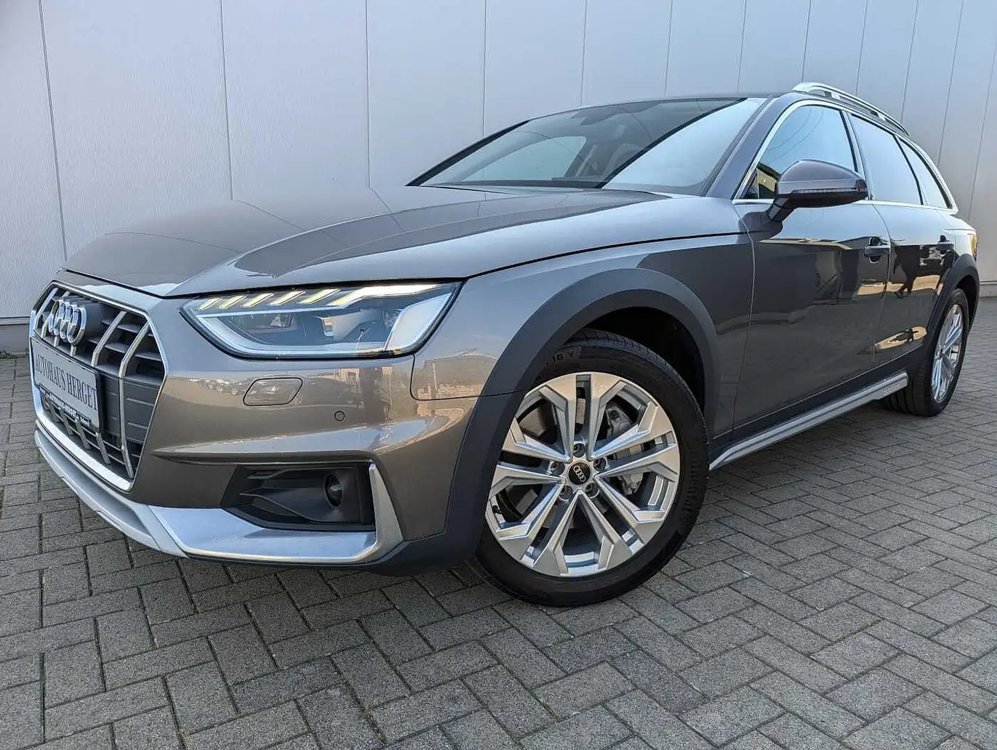 Audi A4 allroad Quattro 45 TFSI S tronic 1.Hand/Scheckheft/18.Zoll Grau - 1