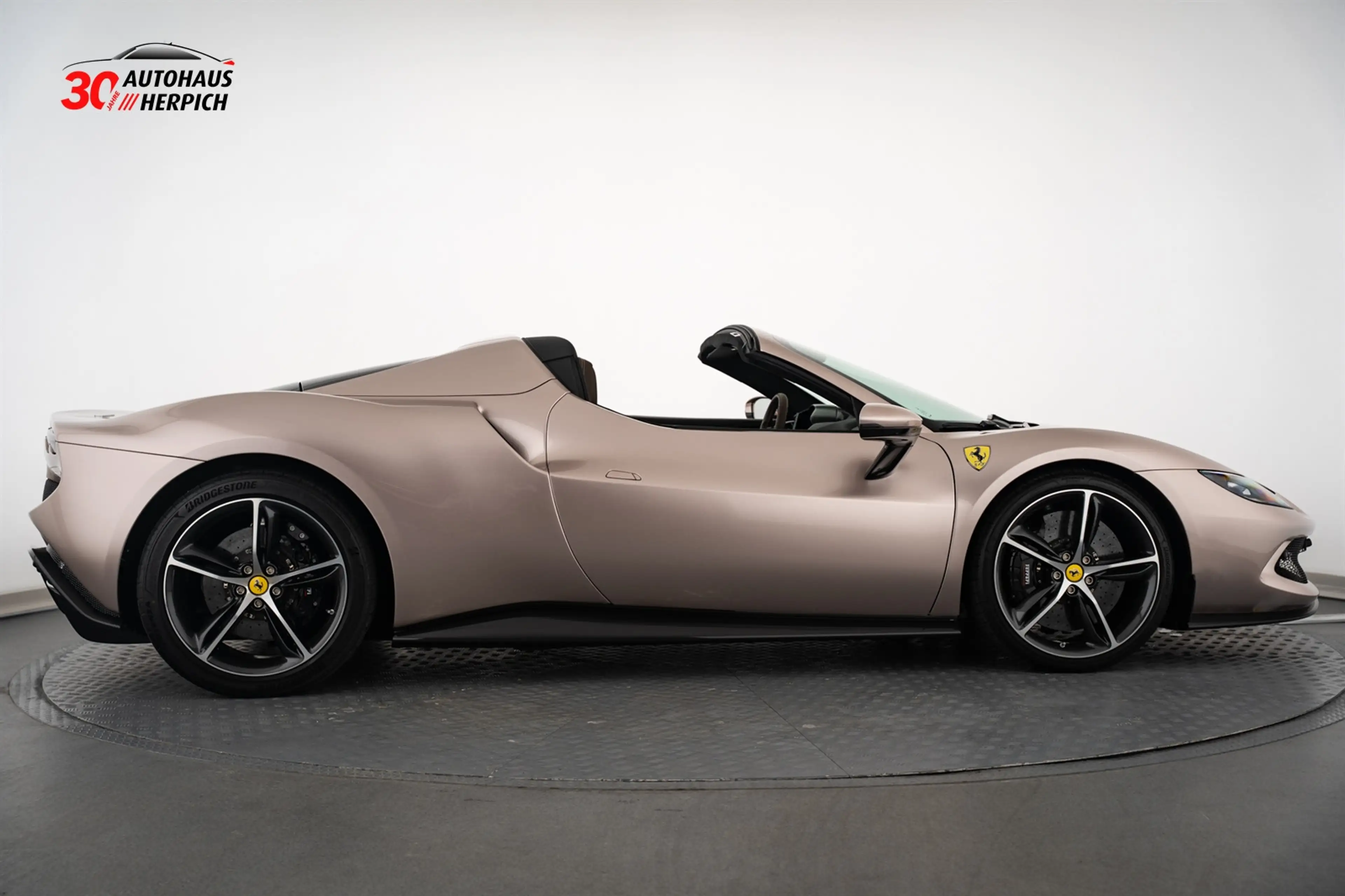 Ferrari 296 Lift Carbon SPECIAL COLOURS BRONZO SETA  — photo 6