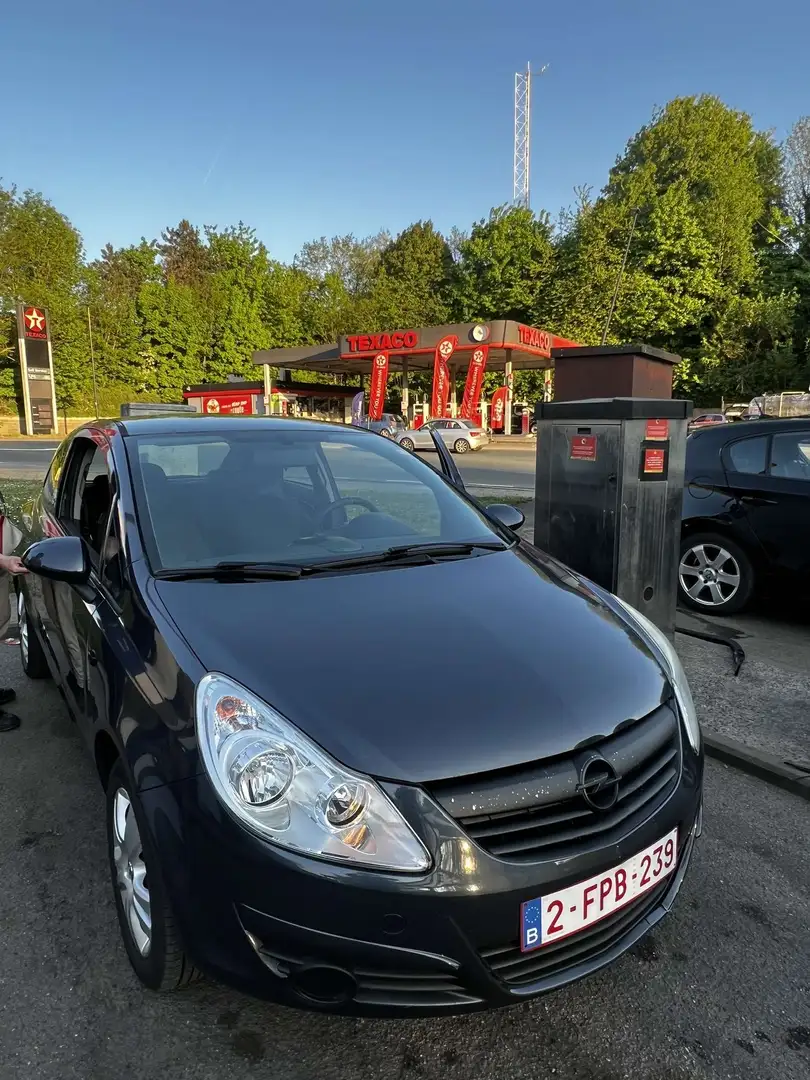 Opel Corsa 1.2i Cosmo - 1