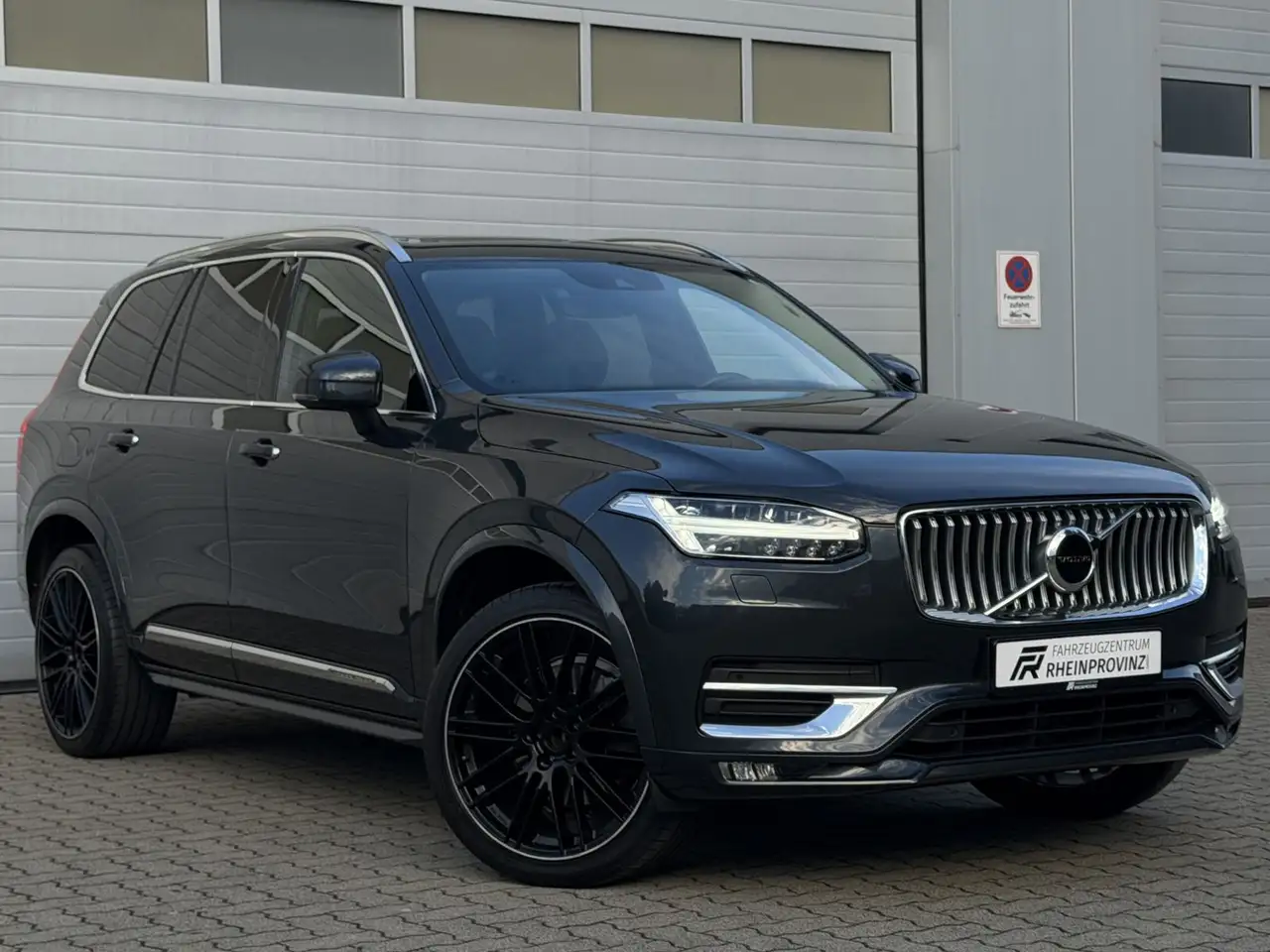 Volvo XC90 Inscription AWD 7-Sitze/AHK/ACC/LED/Head-Up — photo 1 of 30