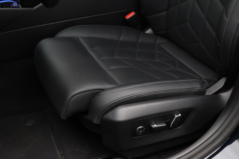 BMW 550 5-serie 550e xDrive | M-Sport | Comfortstoelen | S — photo 4