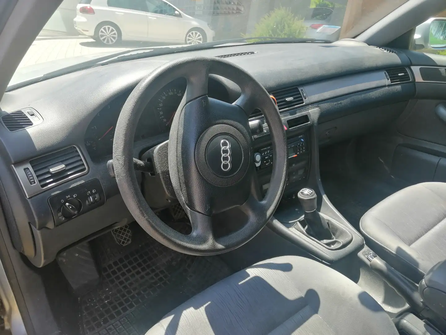 Audi A6 A6 1,9 Advance TDI Silber - 1