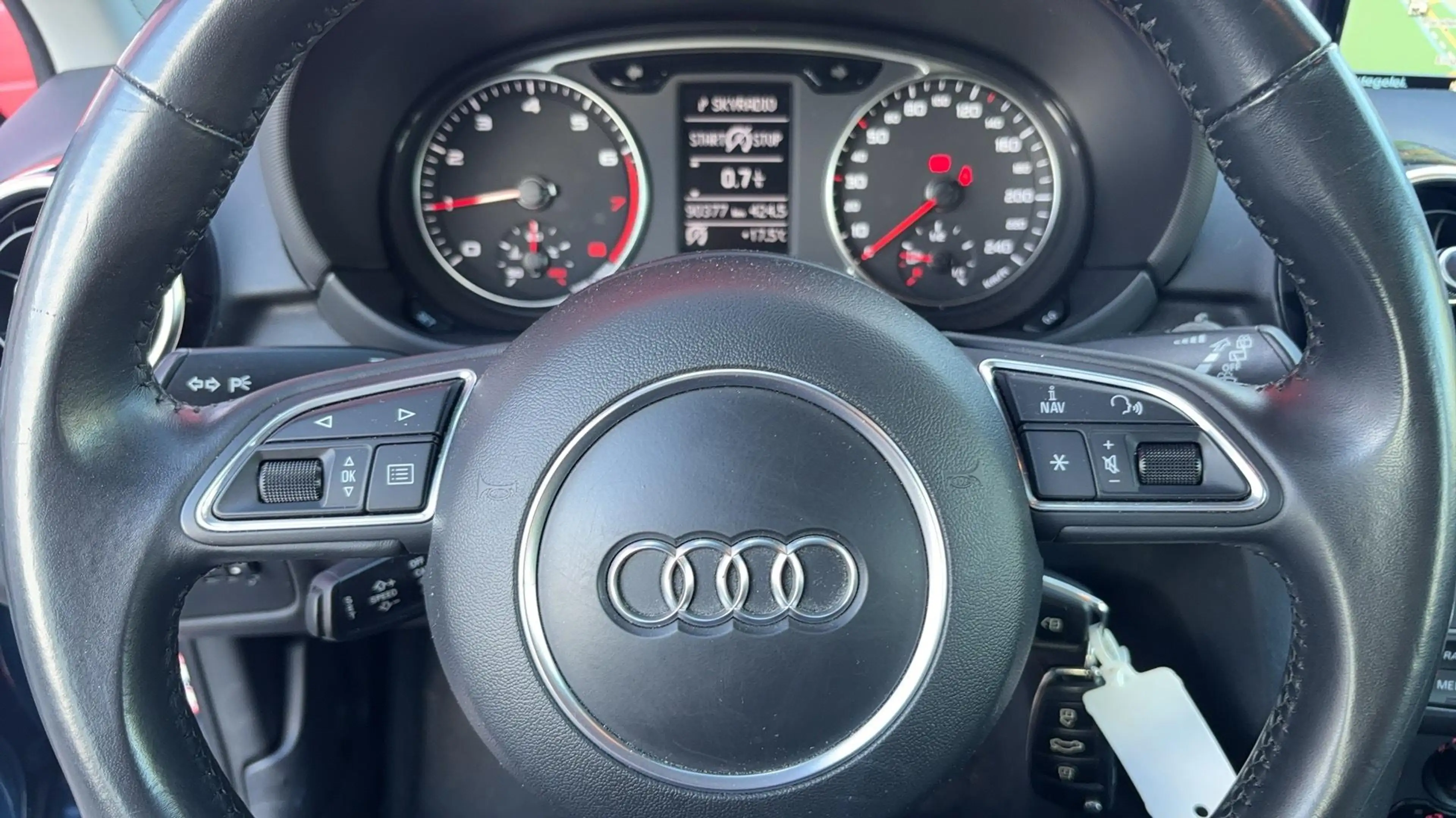 Audi A1 Sportback 1.0 TFSI Adrenalin S-LINE / NAVI / AIRCO — photo 7