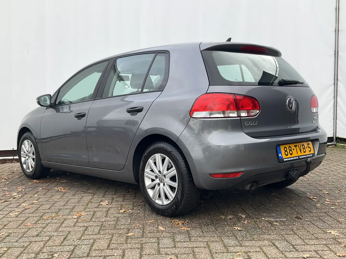 Volkswagen Golf 1.2 TSI 105PK Automaat Trekhaak Nav/Cruise NL-Auto Gris - 2