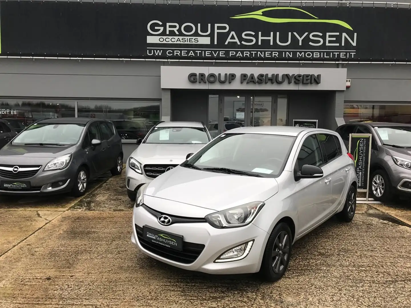 Hyundai i20 GO! 1.2CC 85PK Argent - 1