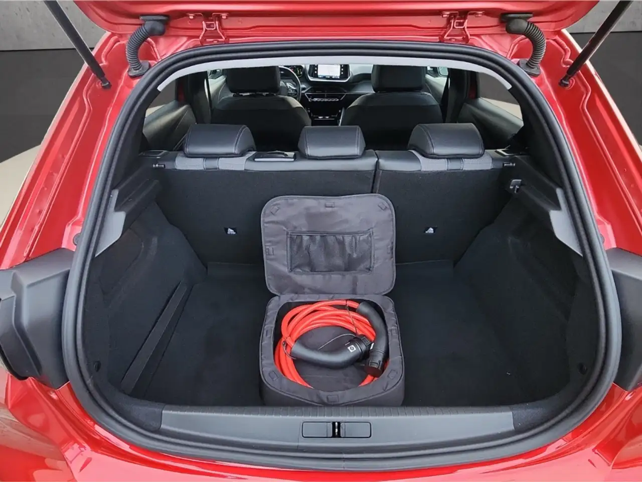 Peugeot 208 e- Allure 136 Navi Digitales Cockpit LED Apple Car 7
