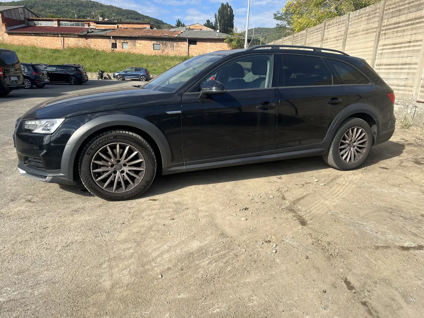 Audi A4 allroad 2.0 tdi Business Evolution 150cv - 2