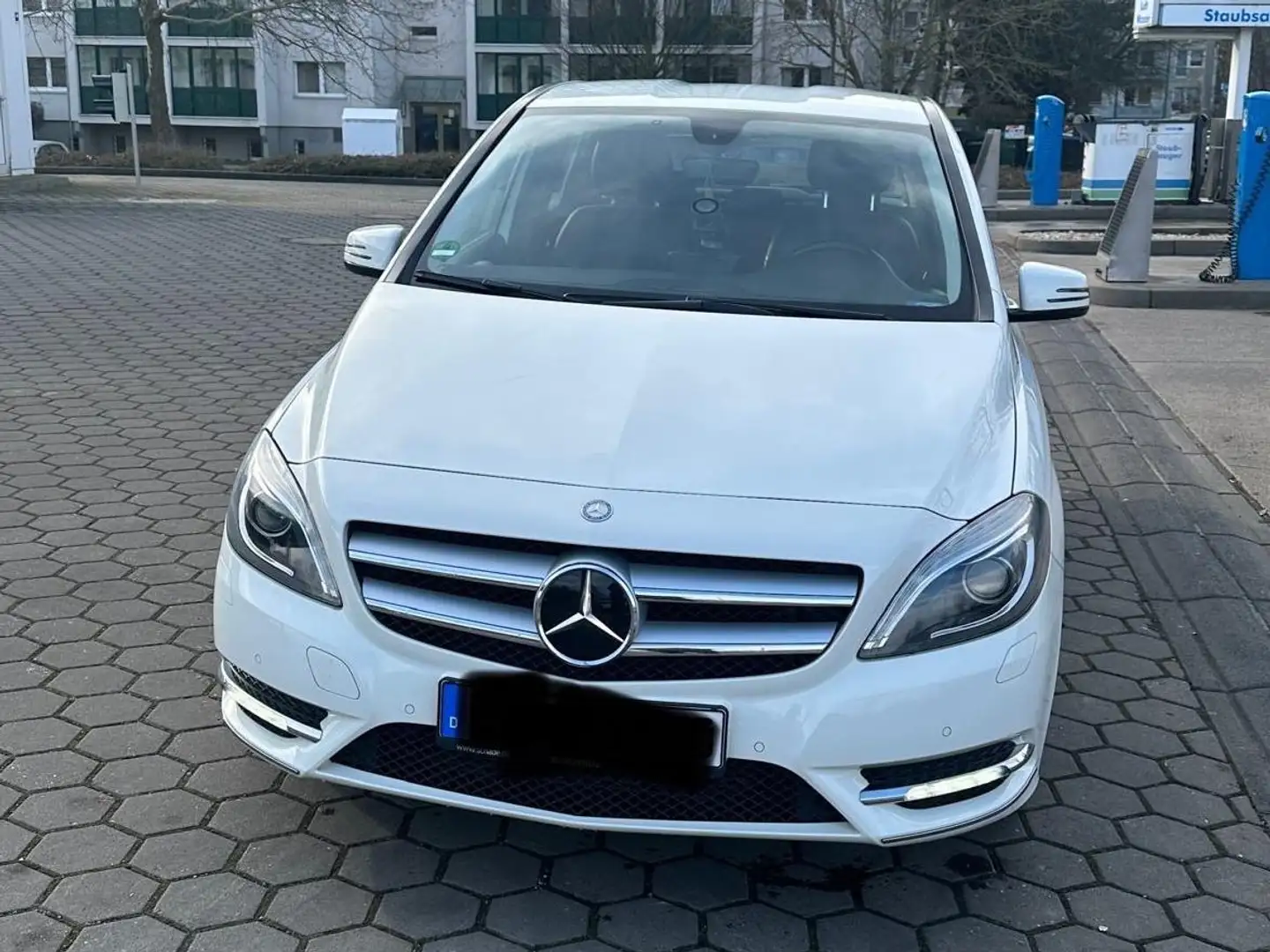 Mercedes-Benz B 180 CDI (BlueEFFICIENCY) Weiß - 1