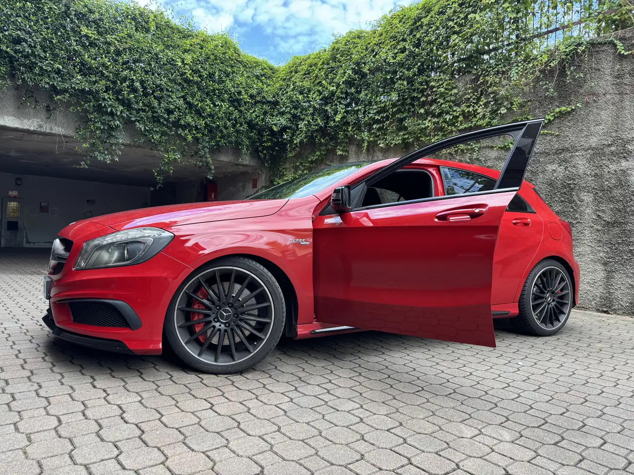 Mercedes-Benz A 45 AMG
