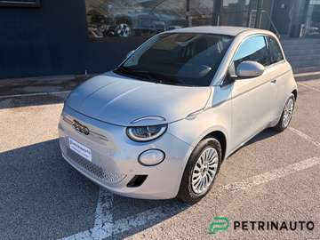 500E 42KWH PACK COMFORT + PACK STYLE KM0