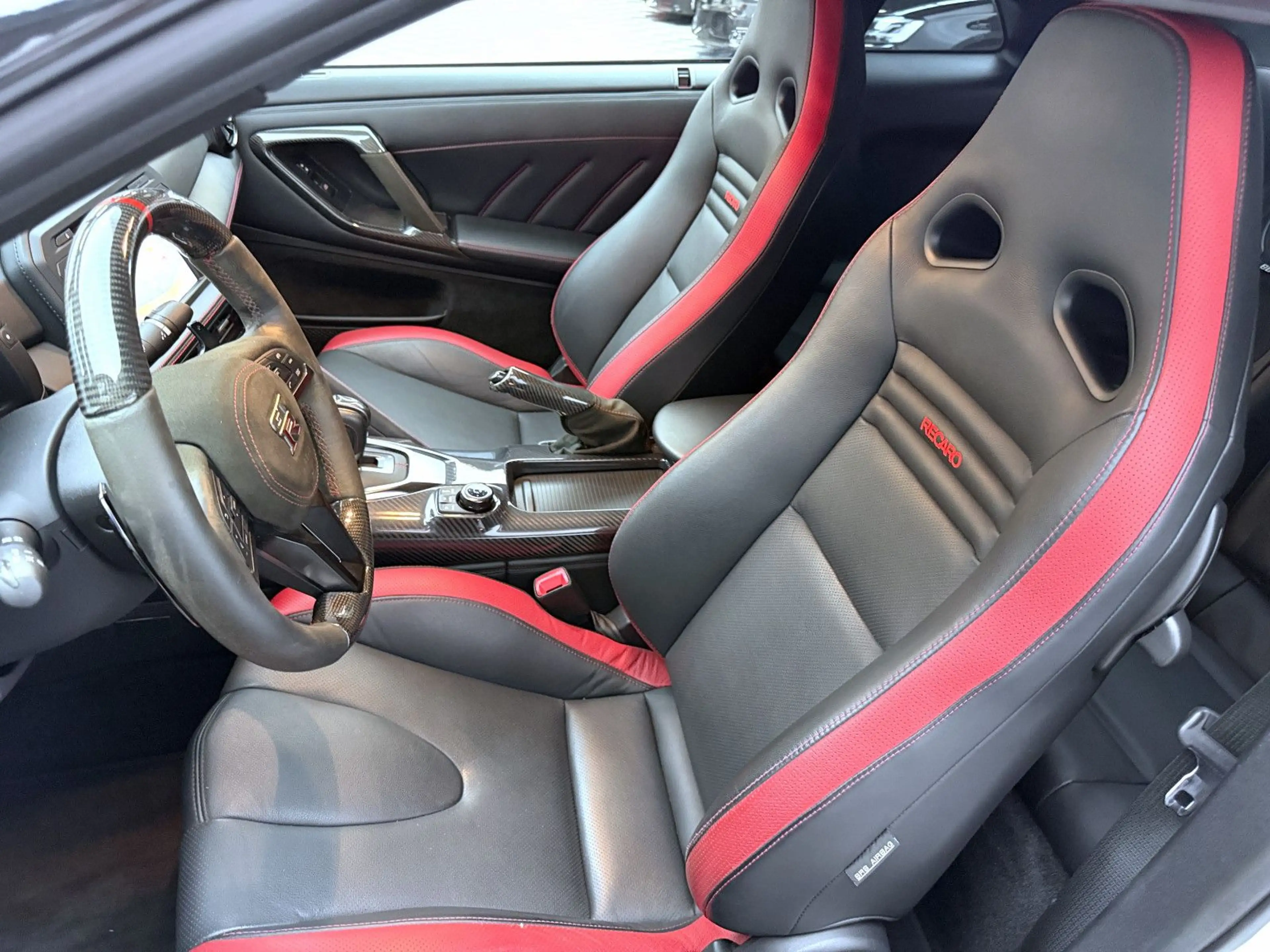 Nissan GT-R Black Edition — photo 15