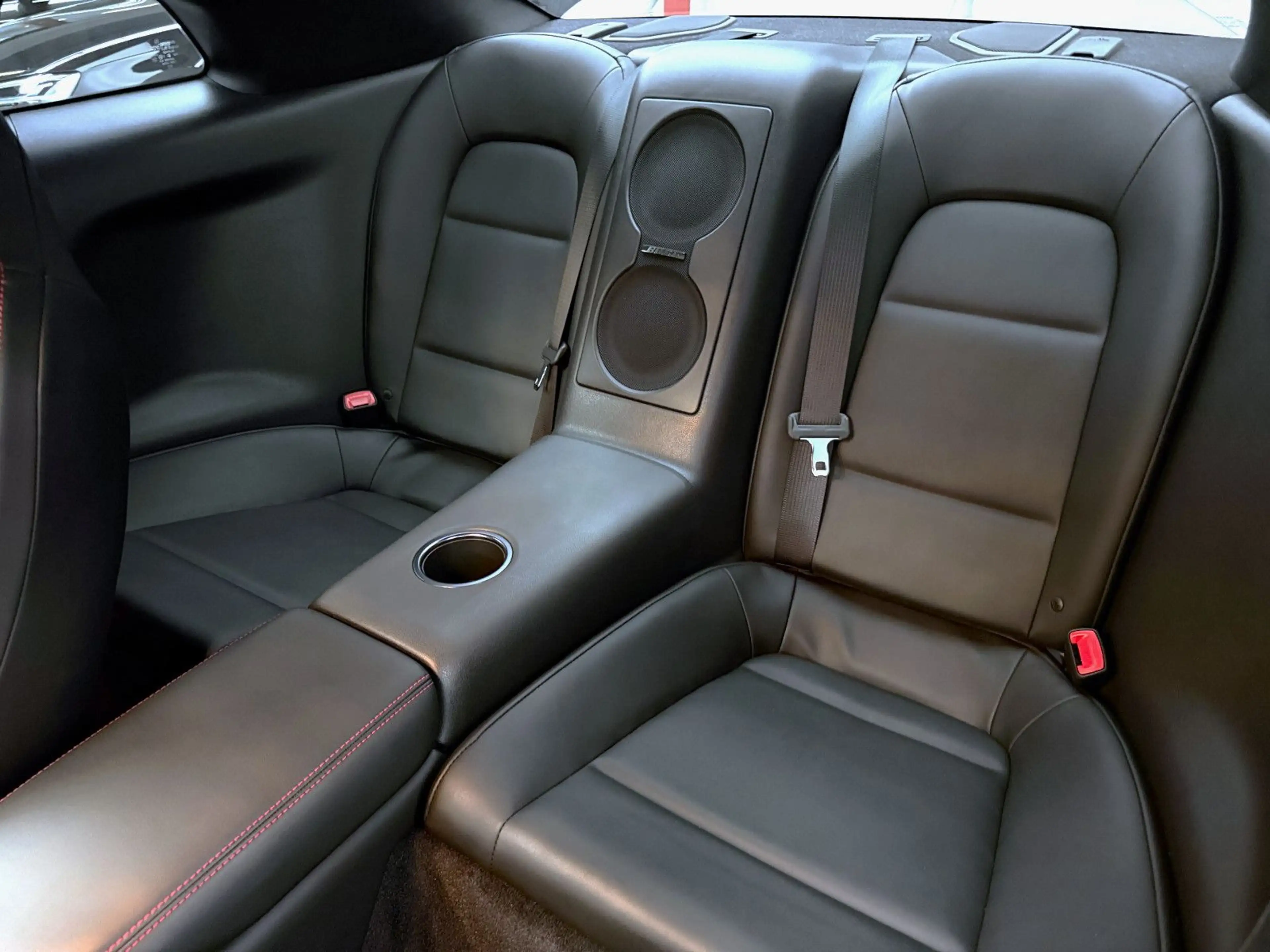 Nissan GT-R Black Edition — photo 14