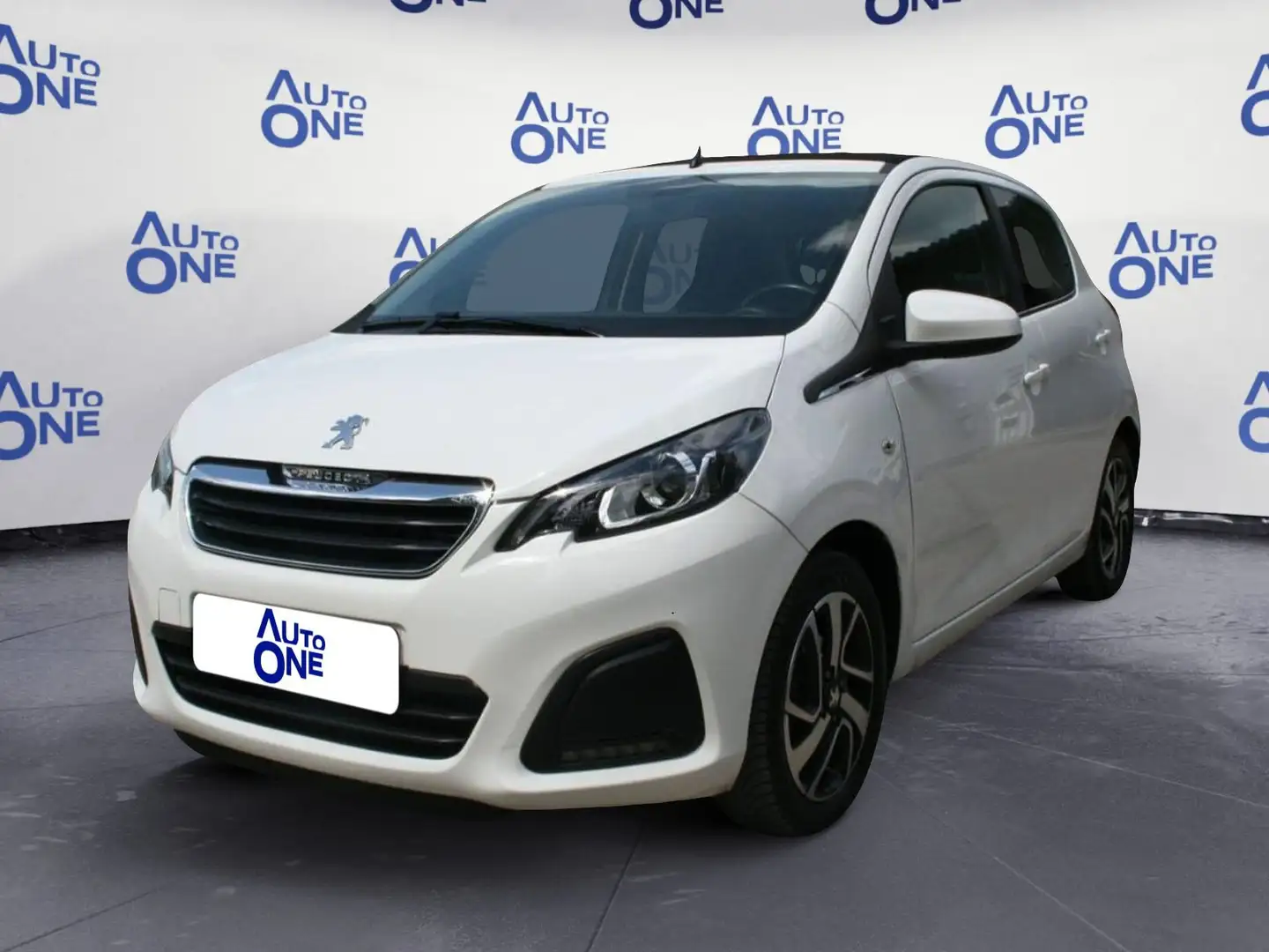Peugeot 108 1.0 VTI 69Cv Allure Cabrio Blanc - 1