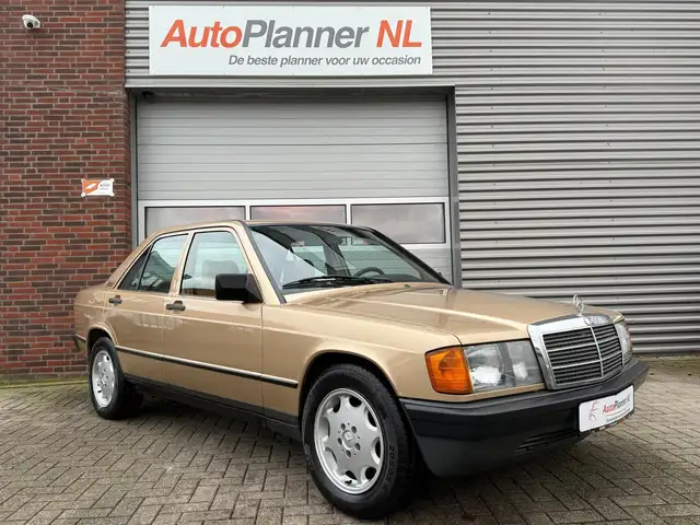 Mercedes-Benz 190 2.0 D! Belastingvrij! Nieuwe APK!
