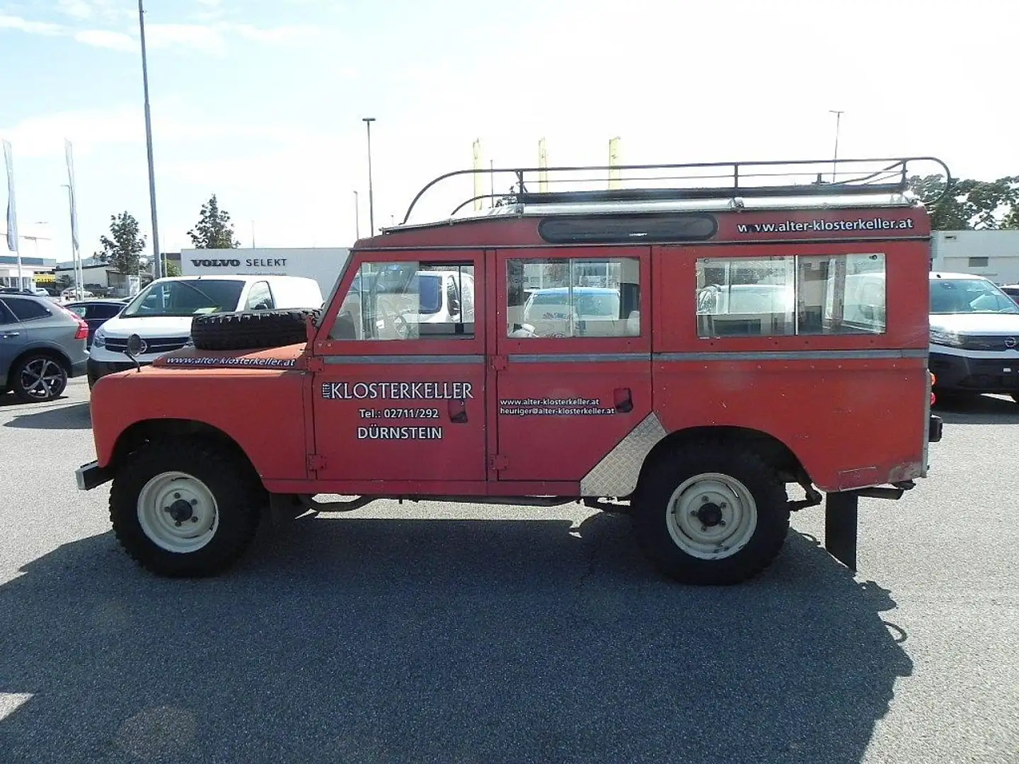 Land Rover Defender 109 Czerwony - 2