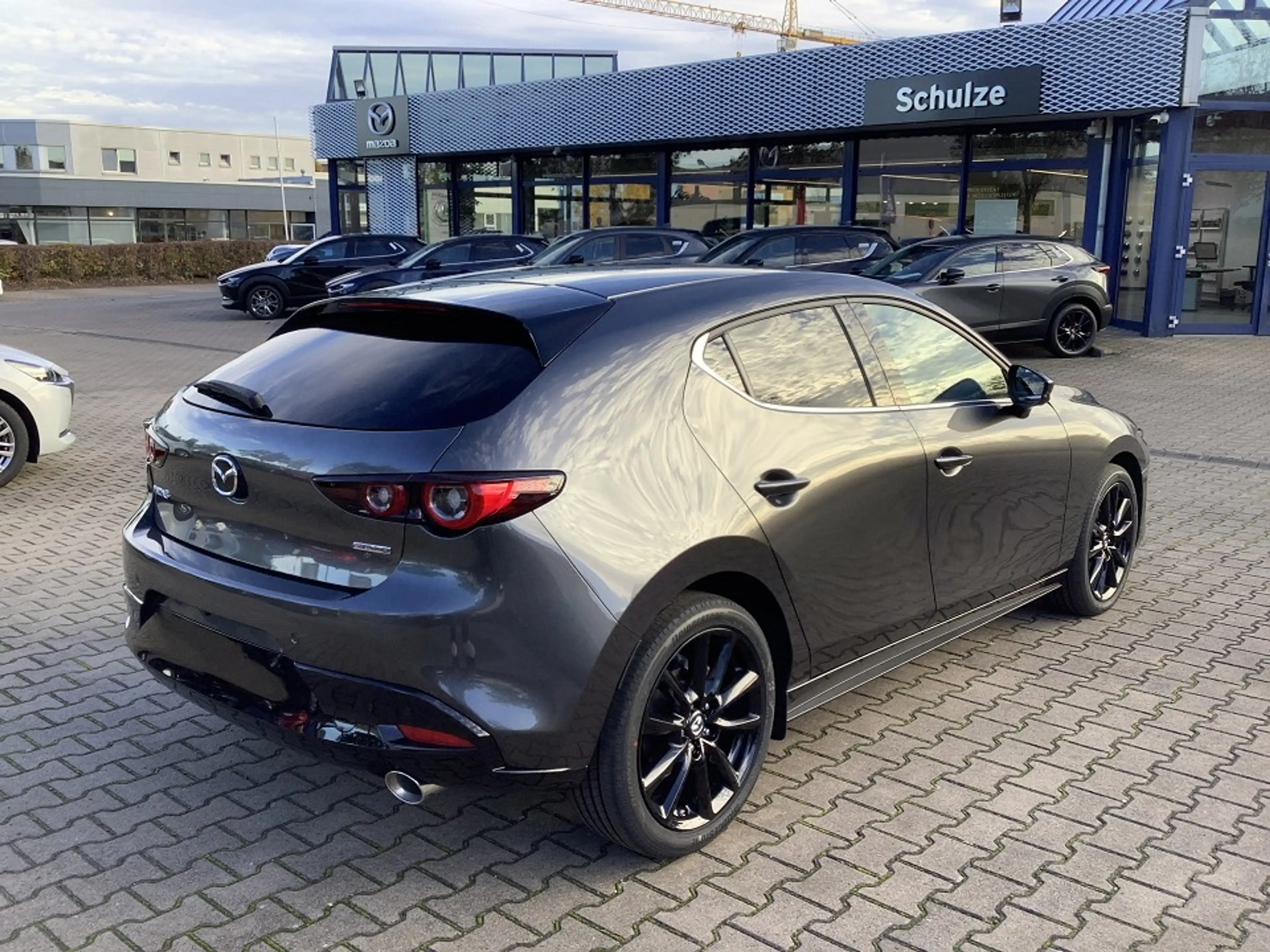Mazda 3 2.0 SKYACTIV-X Exclusive-Line Matrix-LED Bose 360° — photo 3