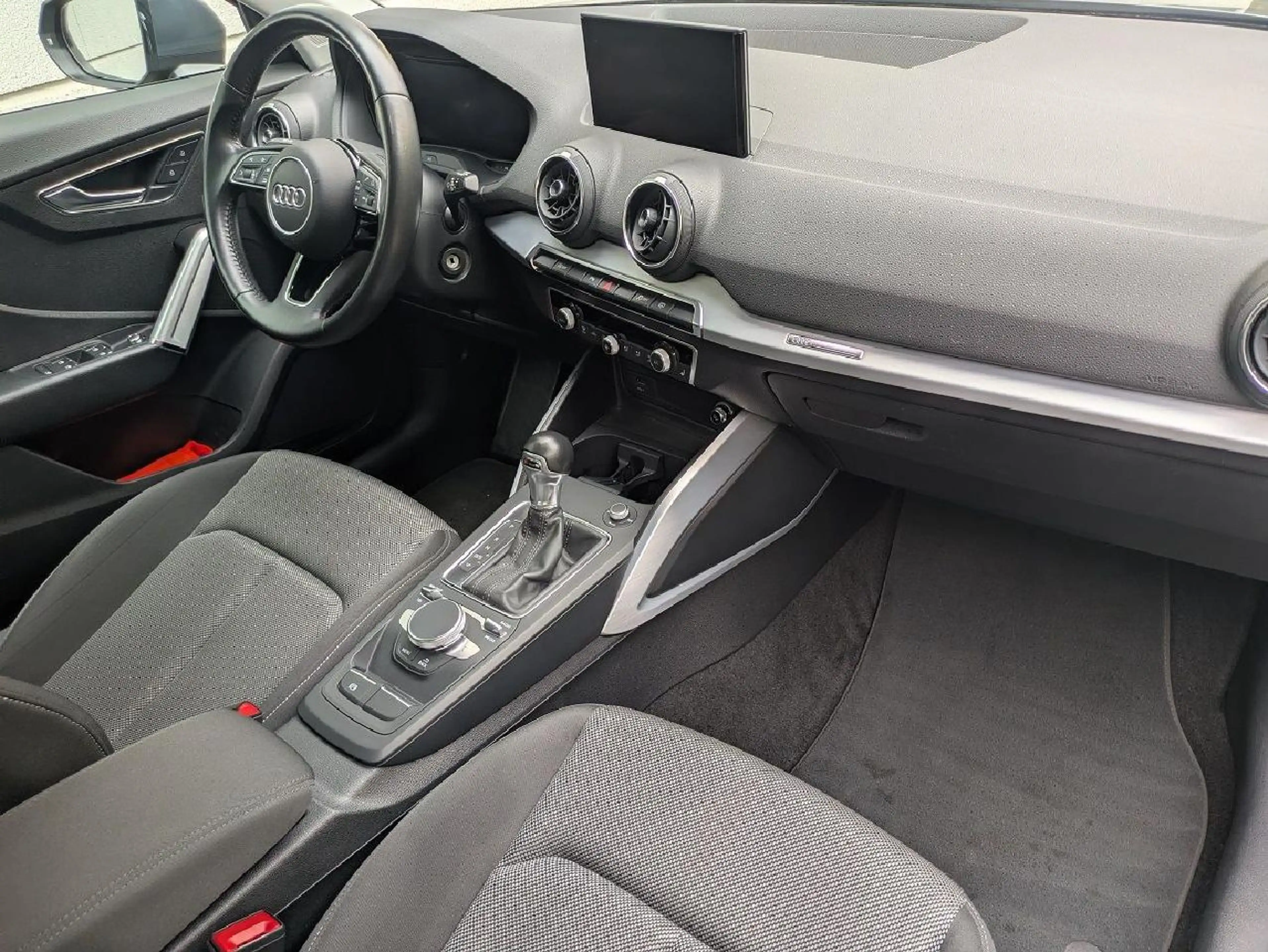 Audi Q2 Q2 1.4 TFSI ACT Sport *Standheiz,Cam,LED* — photo 5