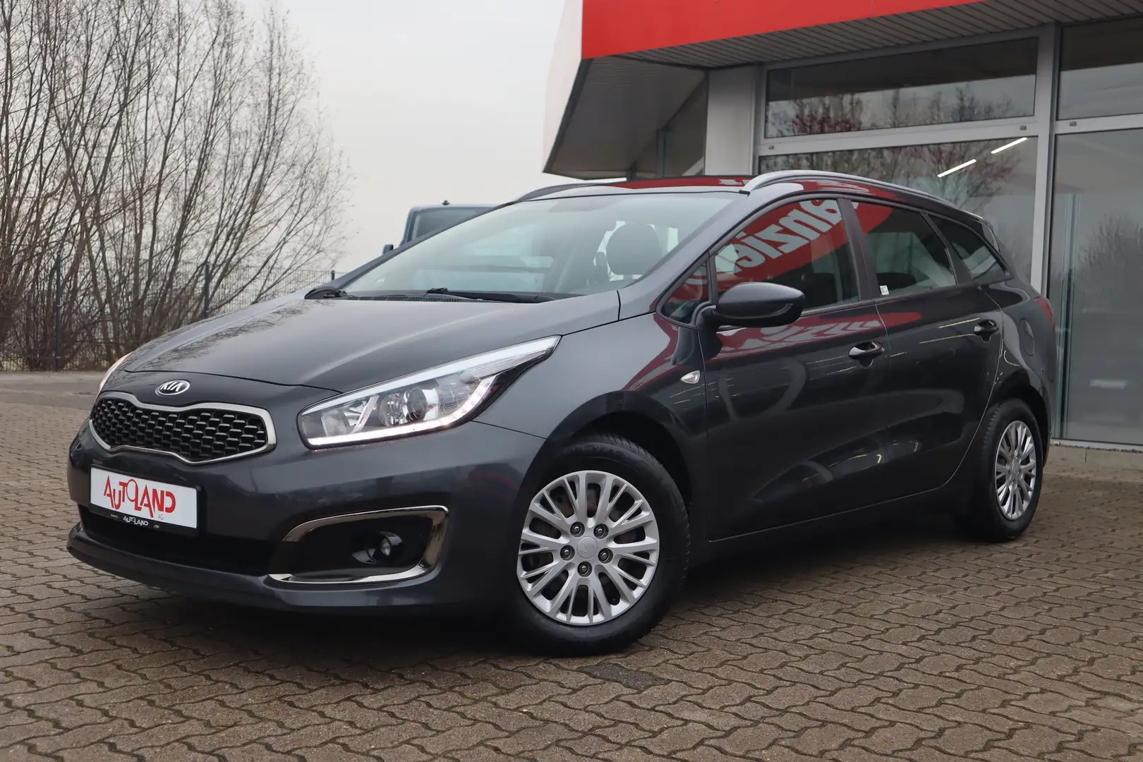 Kia Ceed SW / cee'd SW Ceed SW 1.4 Tempomat Bluetooth USB PDC Grau - 2