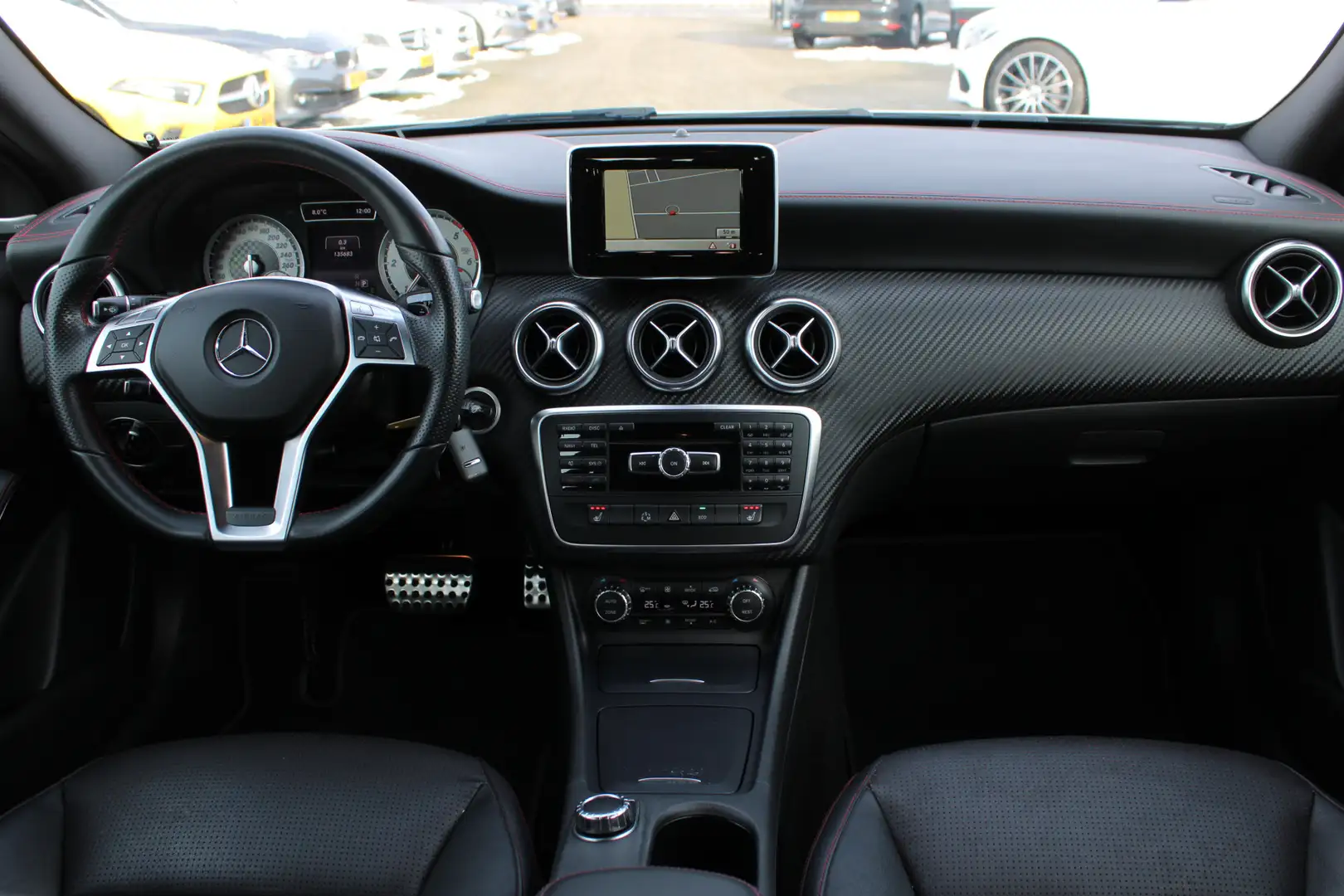 Mercedes-Benz A 220 CDI 170pk AMG LINE LEDER NAVI XENON H&K Gris - 2
