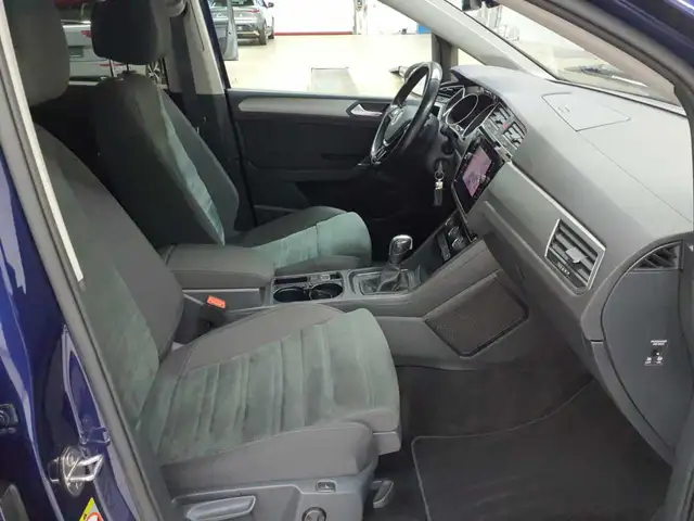 Volkswagen Touran view 7