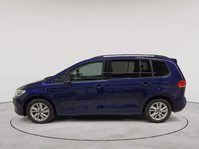 Volkswagen Touran view 6
