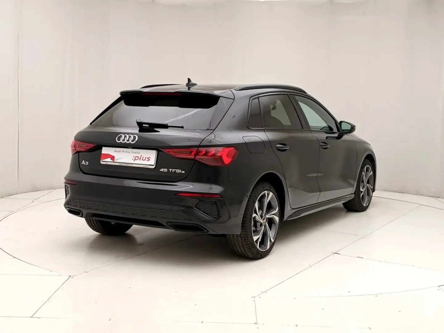 Audi A3 Sportback 45 1.4 tfsi e S line edition s-tronic Nero - 2