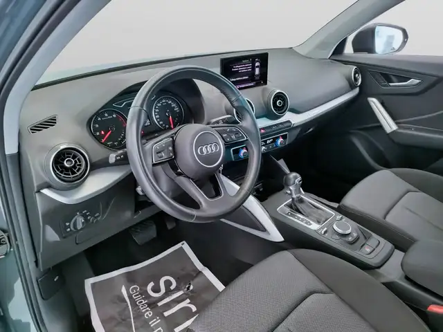 Audi Q2 view 15