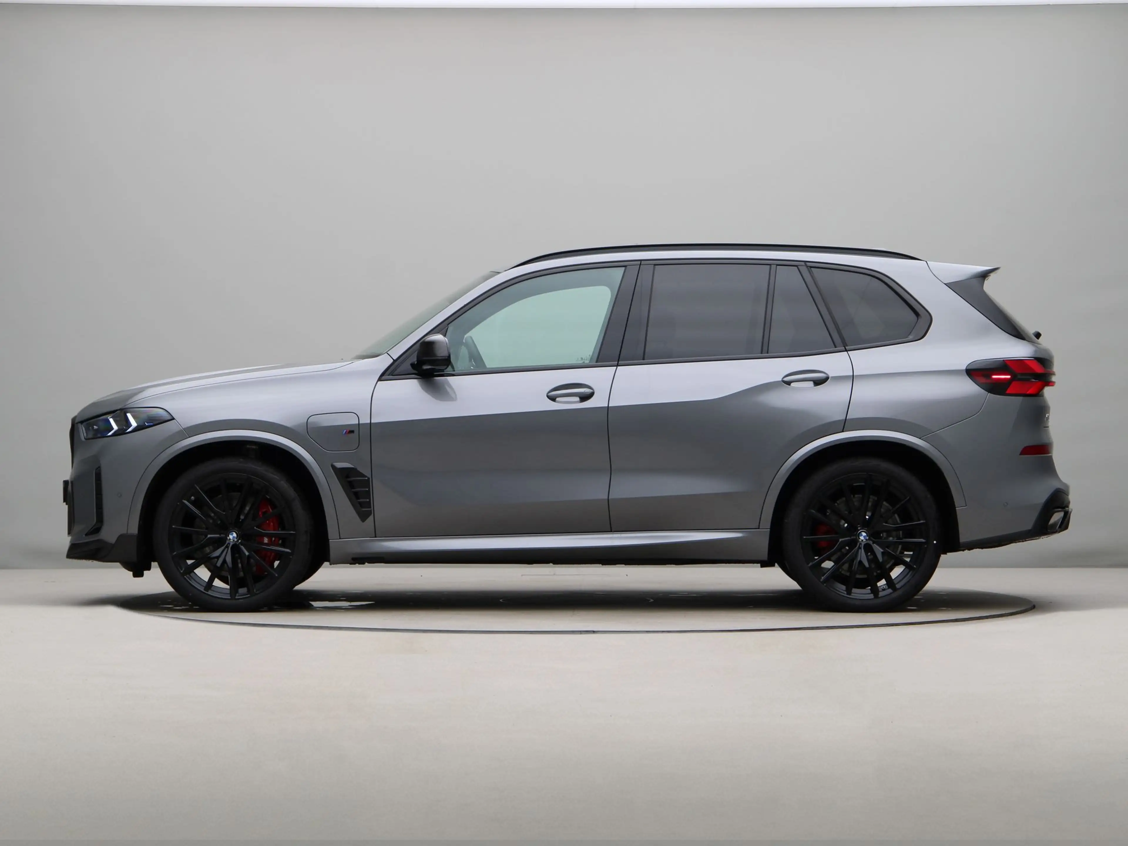 BMW X5 xDrive50e M Performance parts — photo 12