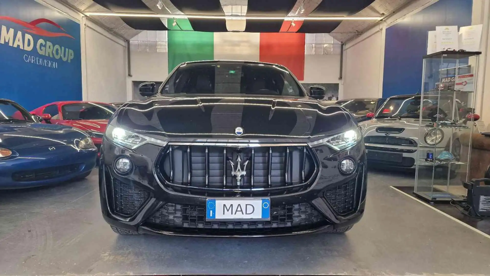 Maserati Levante MHEV 330 CV AWD GT BOLLO E SUPERBOL FINO AL 12/25 Nero - 2