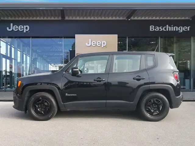 Jeep Renegade view 6