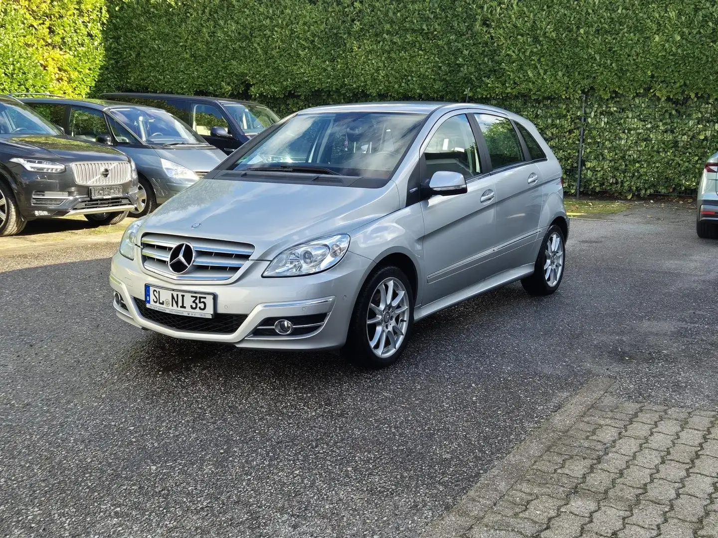 Mercedes-Benz B 160 B 160 BlueEFFICIENCY TOP GEPFLEGT MÄNGELFREI Argent - 1