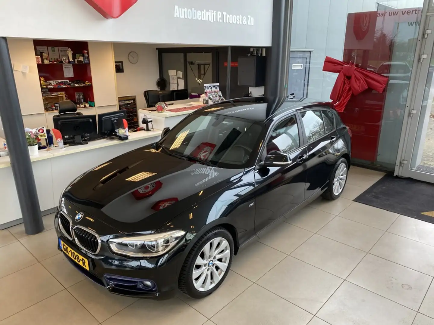 BMW 120 1-serie 120i Centennial High Executive,M Pakket,NL Negro - 2