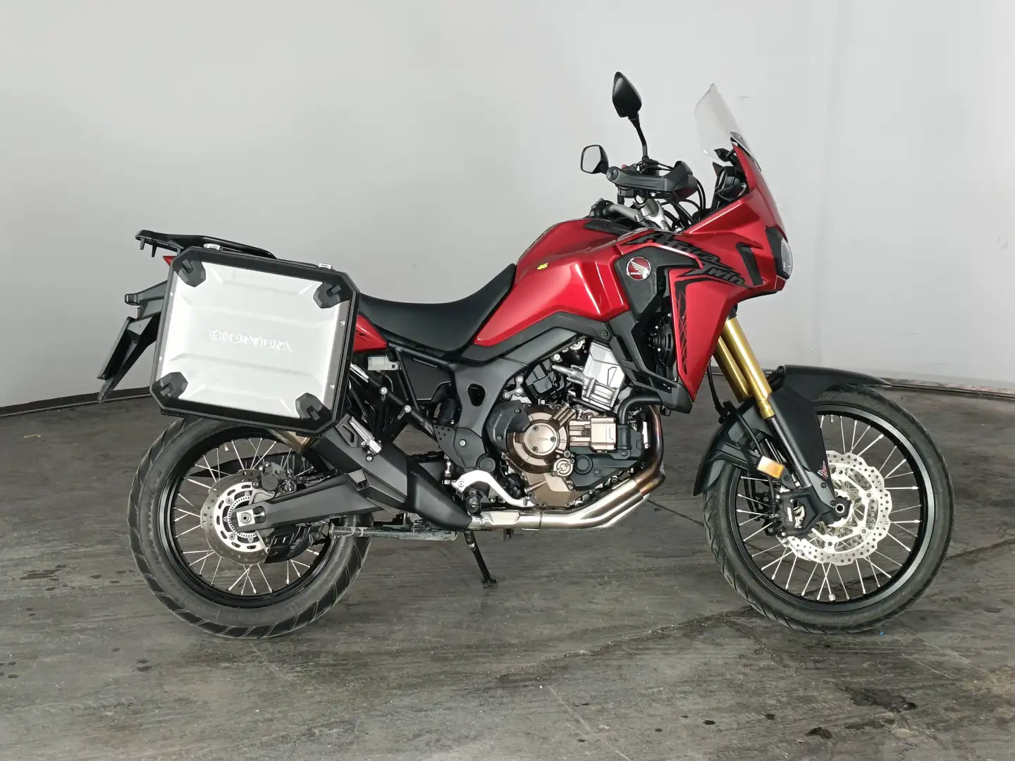 Honda CRF 1000 CRF 1000 Travel Edition DCT Abs E4 Fekete - 1