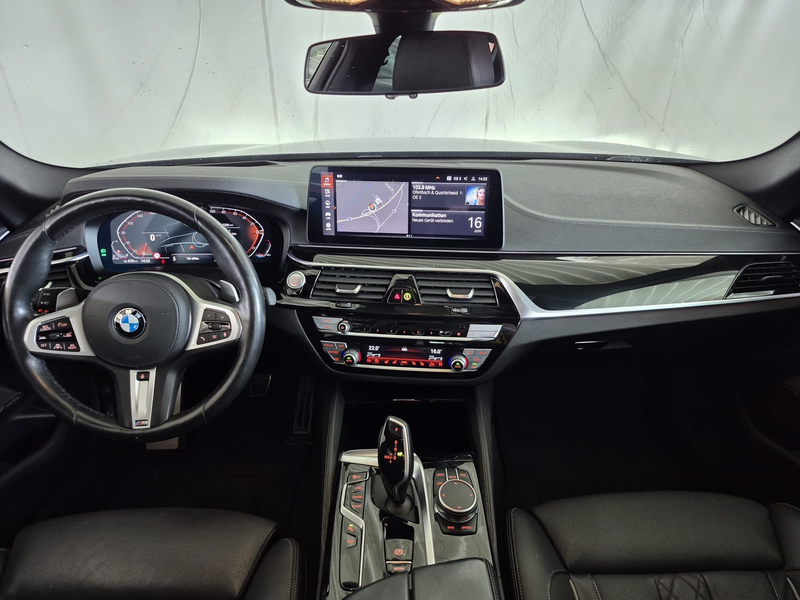 BMW 530 d xDrive Touring (G31) — photo 8