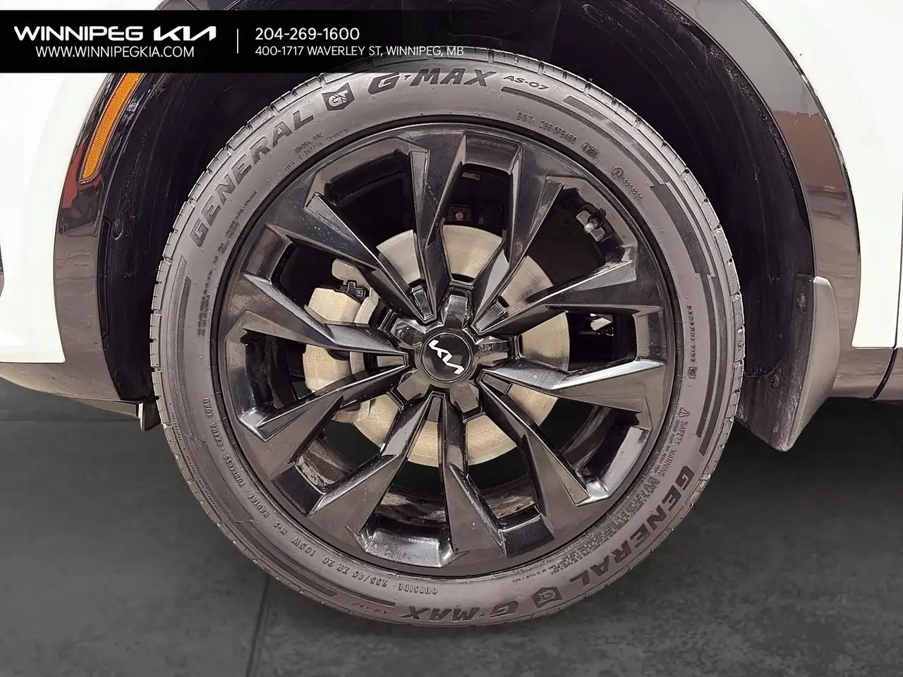 Kia Sorento снимка Kia Sorento