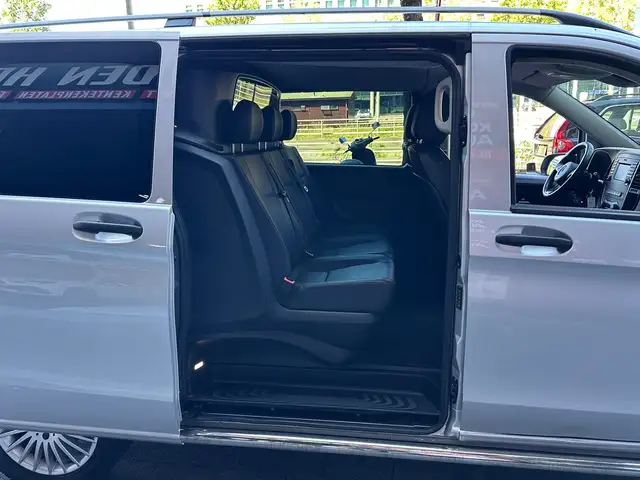 Mercedes-Benz Vito view 9