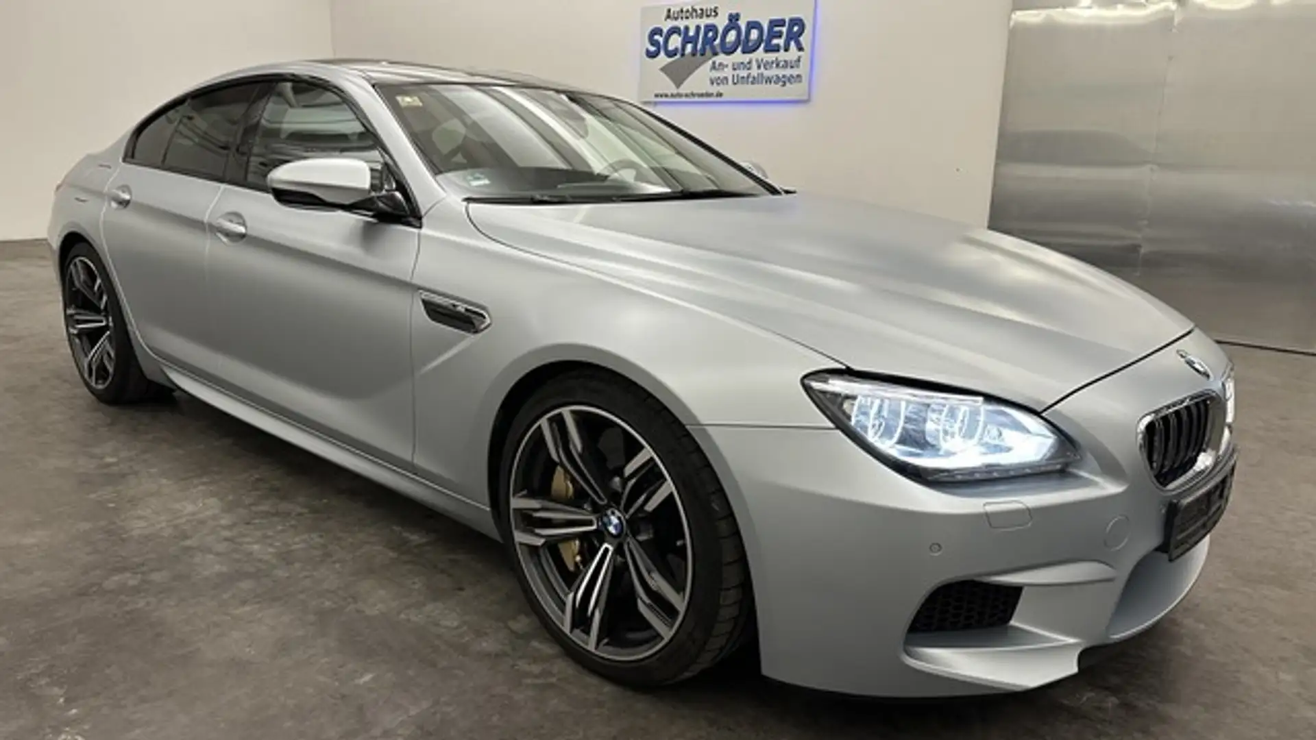 BMW M6 Gran Coupé *B&O*Carbon-Keramik*Massage*Kamera Blue - 1