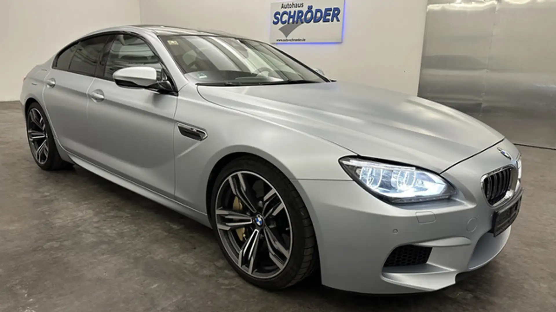 BMW M6 Gran Coupé *B&O*Carbon-Keramik*Massage*Kamera Синий - 1