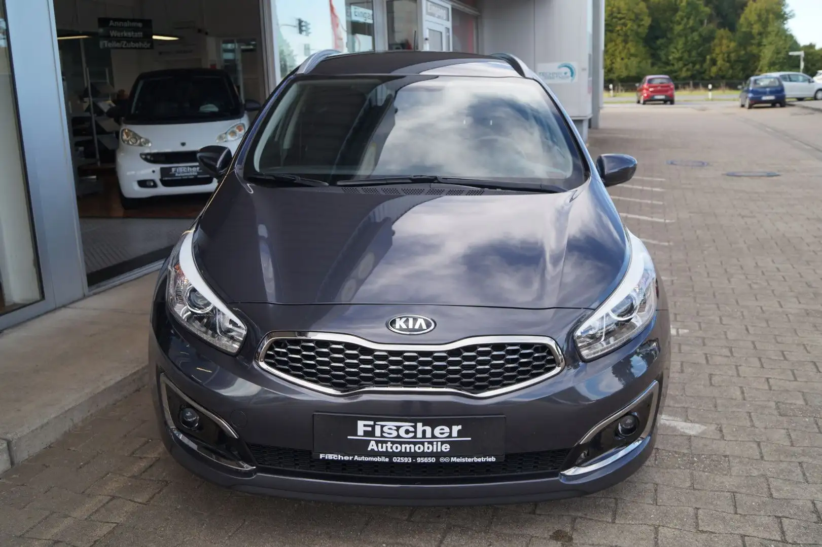 Kia Ceed SW / cee'd SW Edition 7 Gris - 2