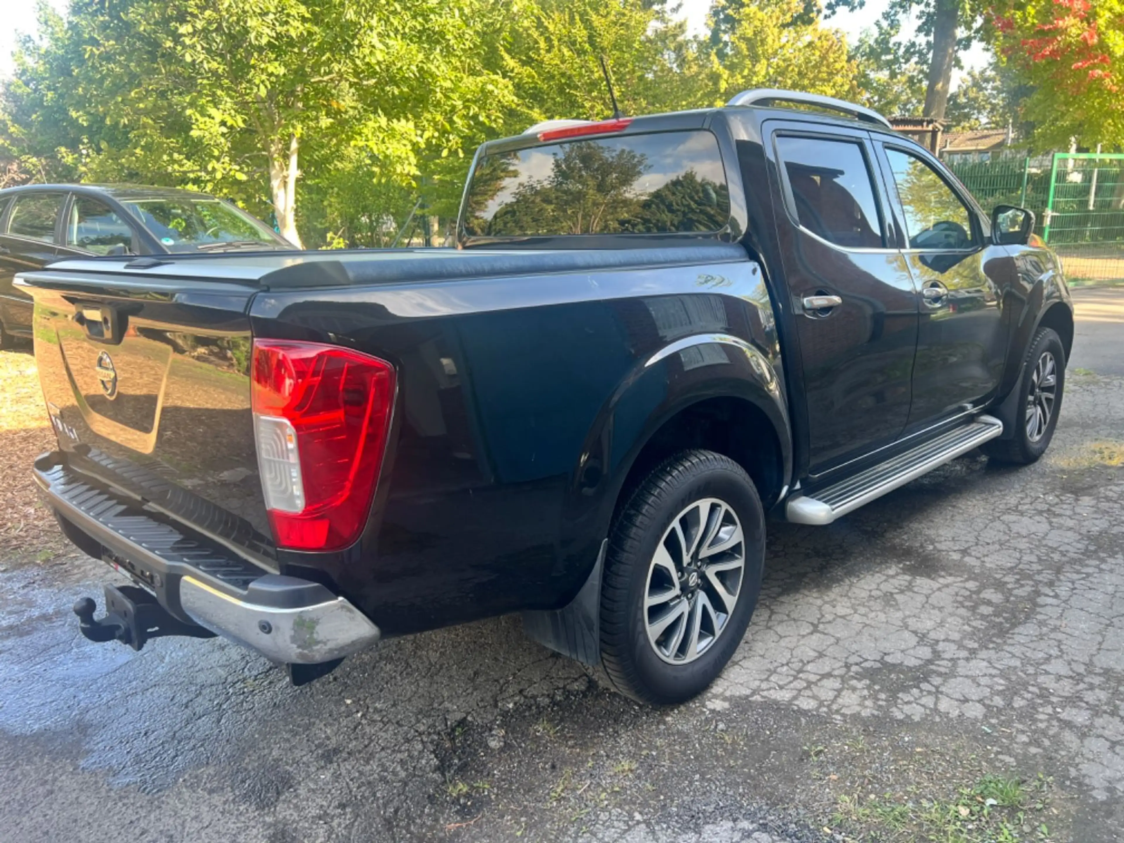 Nissan Navara NP300 Tekna Double Cab 4x4 *Automatik* — photo 4
